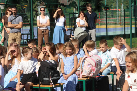 PRVI ŠOLSKI DAN CERKNICA 08 FOTO LJUBO VUKELIČ
